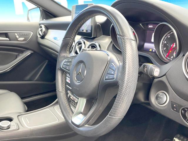 ＧＬＡクラス ＧＬＡ２２０　４マチック　後期モデル　プレミアムパッケージ　レーダーセーフティパッケージ　パノラミックスライデイングルーフ　黒革シート　シートヒーター　ｈａｒｍａｎ／ｋａｒｄｏｎ　純正ナビ　バックカメラ　ＬＥＤヘッドライト（15枚目）