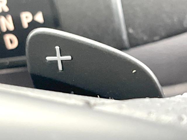 ＧＬＡクラス ＧＬＡ２２０　４マチック　後期モデル　プレミアムパッケージ　レーダーセーフティパッケージ　パノラミックスライデイングルーフ　黒革シート　シートヒーター　ｈａｒｍａｎ／ｋａｒｄｏｎ　純正ナビ　バックカメラ　ＬＥＤヘッドライト（36枚目）