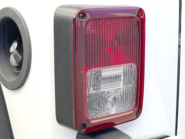 ジープ・ラングラーアンリミテッド スポーツ カロッツェリアナビ 地デジTV ガイドライン付きバックカメラ サイドカメラ クルーズコントロール 純正17インチアルミホイール ダウンヒルアシスト ETC(38枚目)