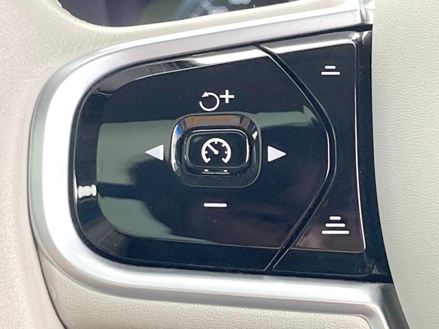 Ｖ６０ クロスカントリー　Ｔ５　ＡＷＤ　プロ　プラスパッケージ　パノラマサンルーフ　ｈａｒｍａｎ／ｋａｒｄｏｎ　アイボリーレザーシート　ベンチレーションシート　シートヒーター　ステアリングヒーター　アダプティブクルーズコントロール（5枚目）