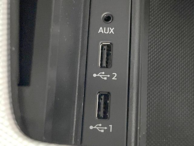 ＴＴクーペ ２．０ＴＦＳＩ　クワトロ　レザーパッケージ　アシスタンスパッケージアドバンスト　マトリクスＬＥＤヘッドライト　純正ナビ　バックカメラ　黒革シート　シートヒーター　バーチャルコックピット　クルーズコントロール　パーキングシステム（28枚目）