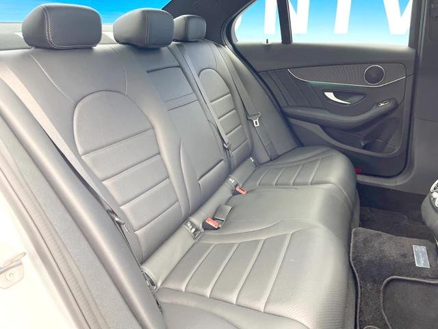 Ｃクラス Ｃ２００　４マチックロレウスエデシンスポーツプラスＰ　特別仕様車　パノラミックスライディングルーフ　レーダーセーフティパッケージ　エアサスペンション　ヘッドアップディスプレイ　黒革シート　パワーシート　シートヒーター　マルチビームＬＥＤ　純正ナビＴＶ（11枚目）