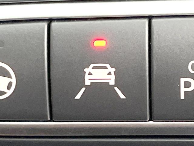 Ｃクラス Ｃ２００　４マチックロレウスエデシンスポーツプラスＰ　特別仕様車　パノラミックスライディングルーフ　レーダーセーフティパッケージ　エアサスペンション　ヘッドアップディスプレイ　黒革シート　パワーシート　シートヒーター　マルチビームＬＥＤ　純正ナビＴＶ（40枚目）