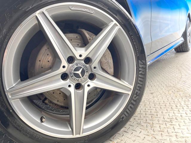 Cクラス C200 4マチックアバンギャルド AMGライン レーダーセーフティパッケージ ベーシックパッケージ 黒革シート シートヒーター ディストロニックプラス 純正ナビ バックカメラ パークトロニック LEDヘッドライト ブラインドスポットアシスト(14枚目)