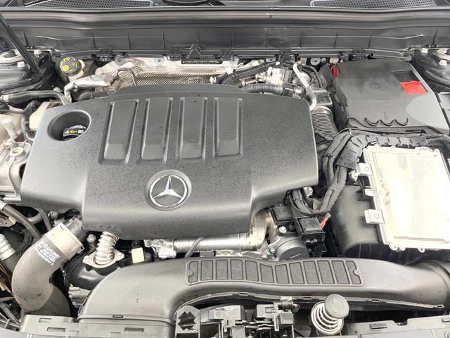 GLB GLB200d 4マチック AMGラインパッケージ アドバンスドパッケージ レーダーセーフティパッケージ 純正ナビ 全周囲カメラ マルチビームLED ハーフレザーシート シートヒーター ブラインドスポットアシスト レーンキープアシスト ルーフレール(21枚目)