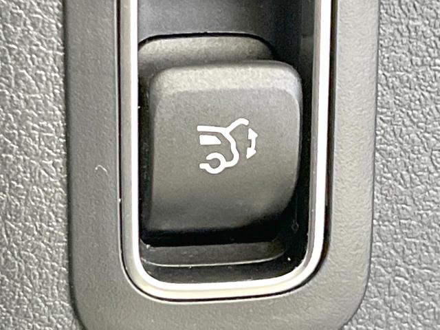 GLB GLB200d 4マチック AMGラインパッケージ アドバンスドパッケージ レーダーセーフティパッケージ 純正ナビ 全周囲カメラ マルチビームLED ハーフレザーシート シートヒーター ブラインドスポットアシスト レーンキープアシスト ルーフレール(44枚目)