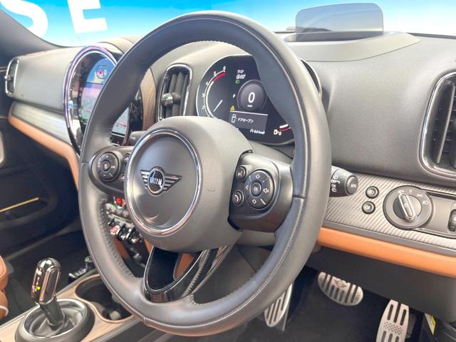 MINI クーパーSD クロスオーバー オール4 レザーシートパッケージ デジタルパッケージ+ ペッパーパッケージ 茶革シート シートヒーター パワーシート 純正ナビ バックカメラ アクティブクルーズコントロール マルチディスプレイメーター(14枚目)