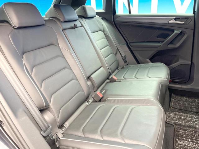 ティグアン TDI 4モーション Rライン レザーシートパッケージ 黒革シート 全席シートヒーター DiscoverProナビ アダプティブクルーズコントロール 全周囲カメラ アダプティブインフォディスプレイ LEDヘッドライト(12枚目)