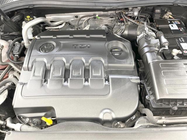 ティグアン TDI 4モーション Rライン レザーシートパッケージ 黒革シート 全席シートヒーター DiscoverProナビ アダプティブクルーズコントロール 全周囲カメラ アダプティブインフォディスプレイ LEDヘッドライト(23枚目)