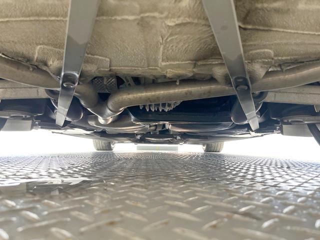 A5スポーツバック 2.0TFSIクワトロ Sラインパッケージ パーキングシステム バックカメラ 純正ナビ アダプティブクルーズ 衝突軽減 HIDヘッドライト 黒革シート シートヒーター アドバンストキー デュアルオートエアコン 純正18インチアルミホイール(21枚目)