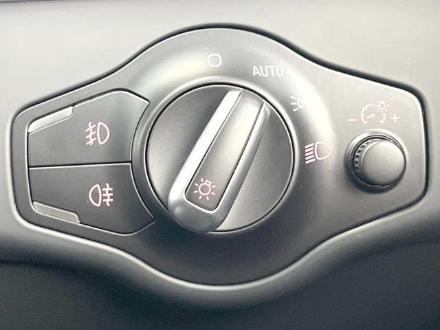 A5スポーツバック 2.0TFSIクワトロ Sラインパッケージ パーキングシステム バックカメラ 純正ナビ アダプティブクルーズ 衝突軽減 HIDヘッドライト 黒革シート シートヒーター アドバンストキー デュアルオートエアコン 純正18インチアルミホイール(41枚目)