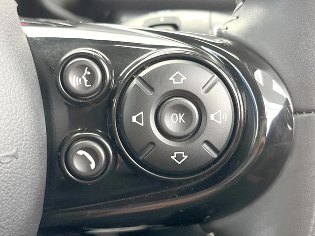 MINI クーパーS E クロスオーバー オール4 ユアースタイル デジタルパッケージプラス ペッパーパッケージ アクティブクルーズコントロール 黒革シート パワーシート シートヒーター 電動リアゲート HUD バックカメラ クリアランスソナー(31枚目)