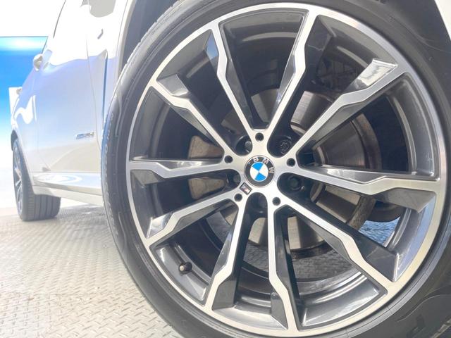 ●純正ＯＰ２０インチアルミホイール：輸入車ならではの卓越した走りを支えるホイールと足回りです！日本車の走りに慣れている方にもぜひ体感して頂きたいほど、高いレベルでまとまっています！