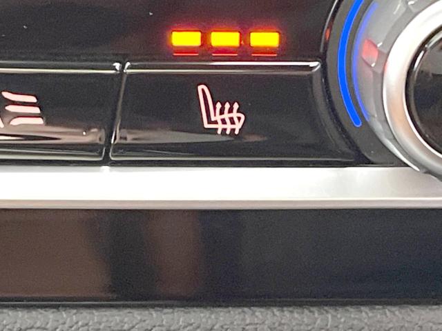 Ｘ４ ｘＤｒｉｖｅ　３０ｉ　Ｍスポーツ　パノラマガラスサンルーフ　ＯＰ２０インチアルミホイール　茶革シート　シートヒーター　アクティブクルーズコントロール　Ｍスポーツブレーキ　ＨＵＤ　電動リアゲート　純正ナビ　全周囲カメラ　パドルシフト（8枚目）