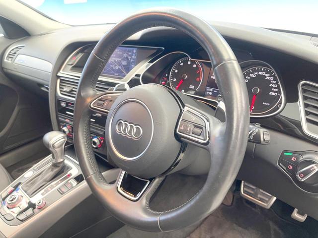 Ａ４アバント ２．０ＴＦＳＩクワトロ　アーバンスタイルエディション　特別仕様車　純正ナビ／ＴＶ　バックカメラ　シートヒーター　パワーシート　電動リアゲート　純正１７インチアルミホイール　ルーフレール　ターボ　ＥＴＣ　禁煙車　クリアランスソナー　デュアルオートエアコン（11枚目）