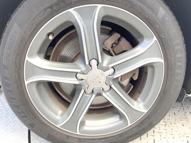 Ａ４アバント ２．０ＴＦＳＩクワトロ　アーバンスタイルエディション　特別仕様車　純正ナビ／ＴＶ　バックカメラ　シートヒーター　パワーシート　電動リアゲート　純正１７インチアルミホイール　ルーフレール　ターボ　ＥＴＣ　禁煙車　クリアランスソナー　デュアルオートエアコン（41枚目）