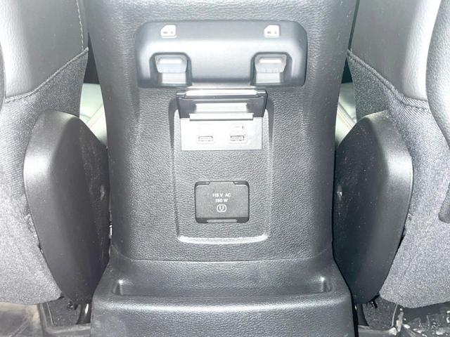 ジープ・ラングラーアンリミテッド ルビコンリミテEDウィズサンライダフリTフォーハドT 250台限定特別仕様車 黒革シート 前席シートヒーター アダプティブクルーズコントロール LEDヘッドライト 純正ナビ バックカメラ ALPINEスピーカー ダウンヒルアシスト(22枚目)