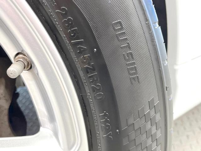 Ｑ７ ２．０ＴＦＳＩクワトロ　Ｓラインパッケージ　７シーターパッケージ　マトリクスＬＥＤヘッドランプ　バーチャルコックピット　黒革シート　シートヒーター　アダプティブクルーズコントロール　純正ＭＭＩナビ　全周囲カメラ　４ゾーンＡＣ　メモリパワーシート（23枚目）