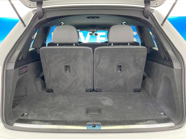 Ｑ７ ２．０ＴＦＳＩクワトロ　Ｓラインパッケージ　７シーターパッケージ　マトリクスＬＥＤヘッドランプ　バーチャルコックピット　黒革シート　シートヒーター　アダプティブクルーズコントロール　純正ＭＭＩナビ　全周囲カメラ　４ゾーンＡＣ　メモリパワーシート（42枚目）