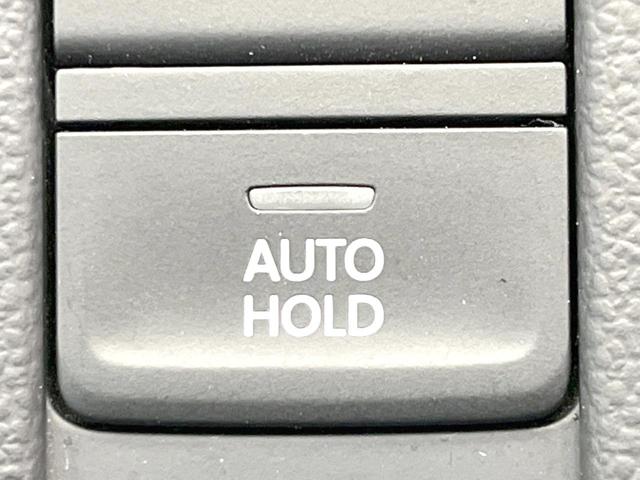 アルテオン ＴＳＩ　４モーション　Ｒラインアドバンス　ラグジュアリーパッケージ　パノラマスライディングルーフ　ＤＹＮＡＵＤＩＯサウンド　ＤｉｓｃｏｖｅｒＰｒｏナビ　黒革シート　シートヒーター　バックカメラ　電動リアゲート　アダプティブクルーズコントロール（39枚目）