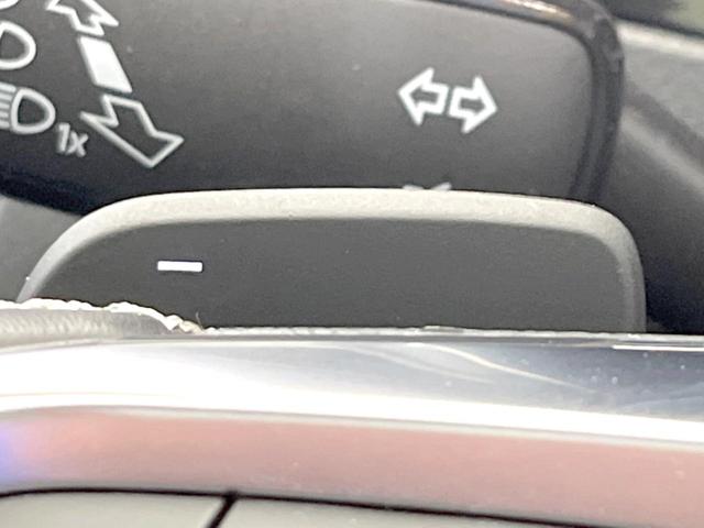 アルテオン ＴＳＩ　４モーション　Ｒラインアドバンス　ラグジュアリーパッケージ　パノラマスライディングルーフ　ＤＹＮＡＵＤＩＯサウンド　ＤｉｓｃｏｖｅｒＰｒｏナビ　黒革シート　シートヒーター　バックカメラ　電動リアゲート　アダプティブクルーズコントロール（45枚目）