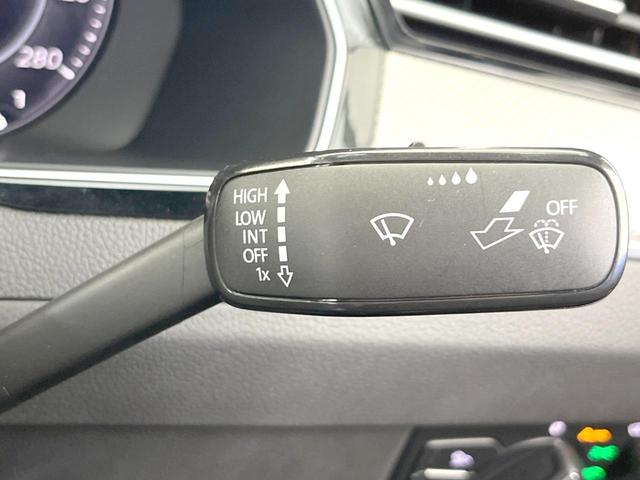 アルテオン ＴＳＩ　４モーション　Ｒラインアドバンス　ラグジュアリーパッケージ　パノラマスライディングルーフ　ＤＹＮＡＵＤＩＯサウンド　ＤｉｓｃｏｖｅｒＰｒｏナビ　黒革シート　シートヒーター　バックカメラ　電動リアゲート　アダプティブクルーズコントロール（47枚目）