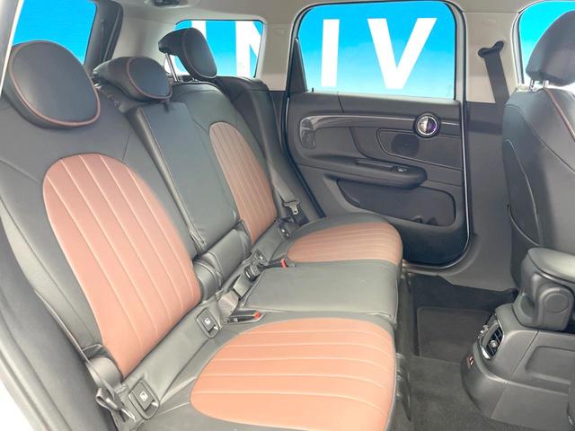 ＭＩＮＩ クーパーＳＤ　クロスオーバー　オール４　ペッパーＰＫＧ　純正ナビ　レーダークルーズ　衝突軽減システム　バックカメラ　電動リア　シートヒーター　純正１８インチアルミ　禁煙車　ｂｌｕｅｔｏｏｔｈ　ＬＥＤヘッドライト　電動格納ミラー（12枚目）