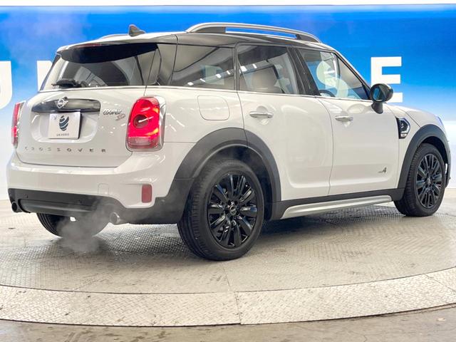 ＭＩＮＩ クーパーＳＤ　クロスオーバー　オール４　ペッパーＰＫＧ　純正ナビ　レーダークルーズ　衝突軽減システム　バックカメラ　電動リア　シートヒーター　純正１８インチアルミ　禁煙車　ｂｌｕｅｔｏｏｔｈ　ＬＥＤヘッドライト　電動格納ミラー（20枚目）