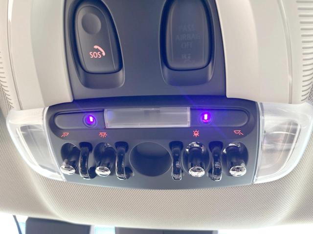 ＭＩＮＩ クーパーＳＤ　クロスオーバー　オール４　ペッパーＰＫＧ　純正ナビ　レーダークルーズ　衝突軽減システム　バックカメラ　電動リア　シートヒーター　純正１８インチアルミ　禁煙車　ｂｌｕｅｔｏｏｔｈ　ＬＥＤヘッドライト　電動格納ミラー（37枚目）