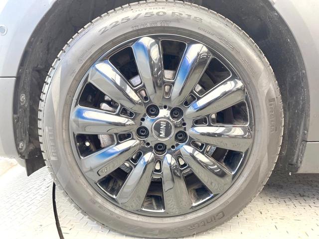 ＭＩＮＩ クーパーＳＤ　クロスオーバー　オール４　ペッパーＰＫＧ　純正ナビ　レーダークルーズ　衝突軽減システム　バックカメラ　電動リア　シートヒーター　純正１８インチアルミ　禁煙車　ｂｌｕｅｔｏｏｔｈ　ＬＥＤヘッドライト　電動格納ミラー（43枚目）