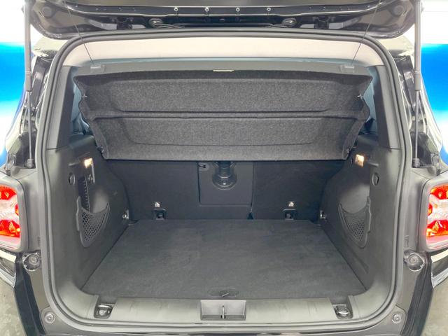 ジープ・レネゲード トレイルホーク クルーズコントロール バックカメラ TRAILHAWKロゴ入シート HIDヘッドライト 純正17インチアルミホイール セレクテレインシステム レーンキープアシスト Bluetooth接続 ETC車載器(13枚目)