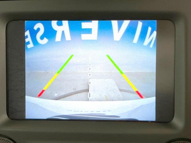 ジープ・レネゲード トレイルホーク クルーズコントロール バックカメラ TRAILHAWKロゴ入シート HIDヘッドライト 純正17インチアルミホイール セレクテレインシステム レーンキープアシスト Bluetooth接続 ETC車載器(5枚目)