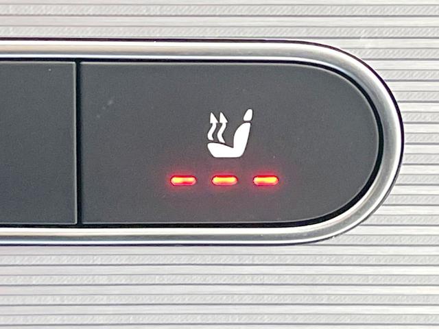 Aクラス A45 S 4マチック+ パノラミックスライディングルーフ アドバンストPKG レーダーセーフティPKG 純正ナビ/TV 全周囲カメラ 黒革バケットシート シートヒーター 純正19インチアルミホイール ヘッドアップディスプレイ(9枚目)