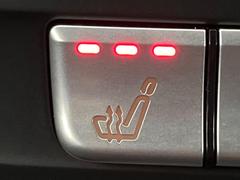 ●フロントシートヒーティング：運転席・助手席共に三段階で調節が可能なシートヒーターを装備しております。季節を問わず快適にご使用いただけます。 6