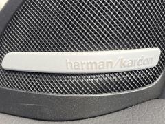 ●ｈａｒｍａｎ／ｋａｒｄｏｎサウンドシステム：オーディオ専門メーカーが手掛けるプレミアムスピーカーを装備。多数のスピーカーから、音の粒立ちまで分かる高品質な音楽をお楽しみいただけます。 5