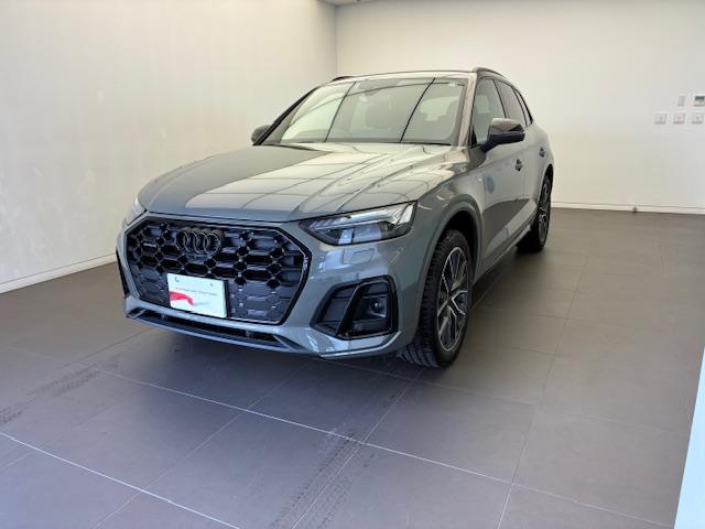 Q5 40TDIクワトロ Sライン ブラックスタイリング/Sline/パーキングアシスト/アンビエントライト/全方位カメラ/クルーズコントロール/AppleCarplay/マトリクスLED/パワーバックドア/Bluetooth(2枚目)