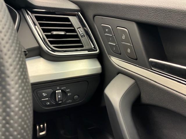 Q5 40TDIクワトロ Sライン ブラックスタイリング/Sline/パーキングアシスト/アンビエントライト/全方位カメラ/クルーズコントロール/AppleCarplay/マトリクスLED/パワーバックドア/Bluetooth(17枚目)