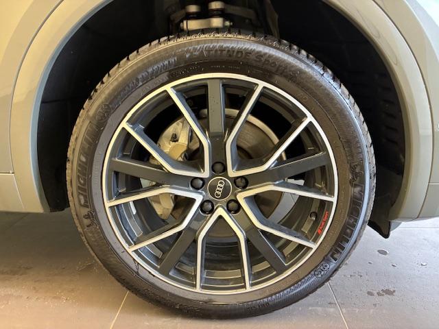 Q5 40TDIクワトロ Sライン ブラックスタイリング/Sline/パーキングアシスト/アンビエントライト/全方位カメラ/クルーズコントロール/AppleCarplay/マトリクスLED/パワーバックドア/Bluetooth(34枚目)