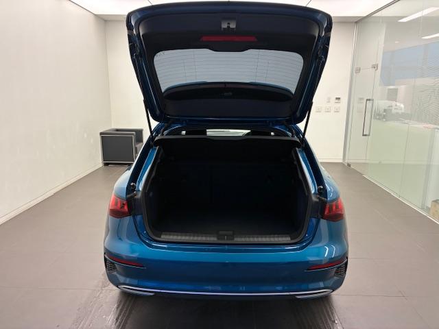 A3 スポーツバック40TFSIクワトロアドバンスド 禁煙車/4WD/ワンオーナー/スポーツバック/クルーズコントロール/純正バックカメラ/Bluetooth/AppleCarplay/フルセグTV純正ホイール/LEDヘッドライト(12枚目)