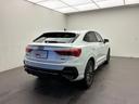 Q3スポーツバック 35TDIクワトロ Sライン 禁煙車/レンタカーアップ/ブラックスタイリング/4WD/クワトロ/マルチカラーアンビエントライト/Bluetooth/AppleCarplay/クルーズコントロール/全方位カメラ(4枚目)