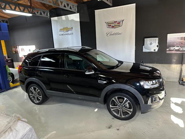 シボレーキャプティバ ラグジュアリー SR/レザーシート/シートヒーター/アップルカープレイ搭載(4枚目)