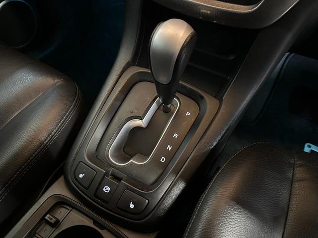 シボレーキャプティバ ラグジュアリー SR/レザーシート/シートヒーター/アップルカープレイ搭載(11枚目)