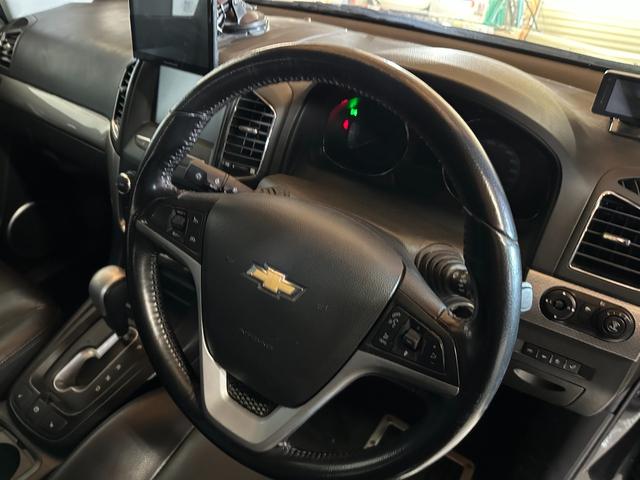 シボレーキャプティバ ラグジュアリー SR/レザーシート/シートヒーター/アップルカープレイ搭載(16枚目)