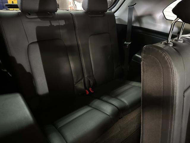 シボレーキャプティバ ラグジュアリー SR/レザーシート/シートヒーター/アップルカープレイ搭載(23枚目)