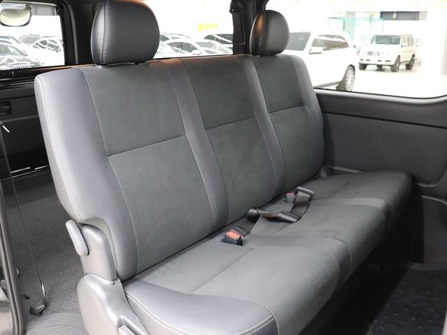 ハイエースバン スーパーGL ダークプライムII デュアルパワースライドドア リヤヒーター&クーラー スマートエントリー トヨタセーフティセンス アクセサリーコンセント プッシュ式オートエアコン 純正フロアマット(35枚目)