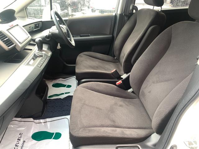 フリード Ｇ　ジャストセレクション　メモリ―ナビ　フルセグ　バックカメラ　パワースライドドア　キーレスキー　ＨＩＤヘッドライト（5枚目）