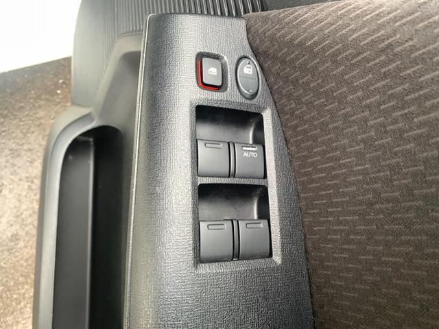 フリード Ｇ　ジャストセレクション　メモリ―ナビ　フルセグ　バックカメラ　パワースライドドア　キーレスキー　ＨＩＤヘッドライト（16枚目）