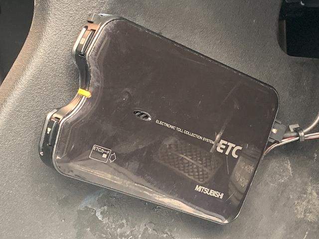 フリード Ｇ　ジャストセレクション　メモリ―ナビ　フルセグ　バックカメラ　パワースライドドア　キーレスキー　ＨＩＤヘッドライト（23枚目）