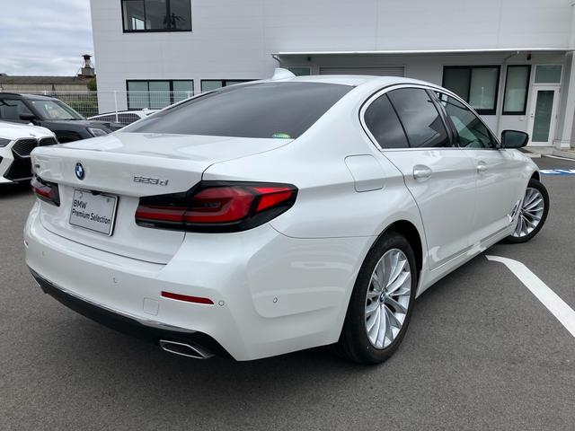 ５シリーズ ５２３ｄ　ｘＤｒｉｖｅ　ラグジュアリー　ＥＤジョイ＋　認定中古車アクティブクルーズコントロール　ブラックレザーシート　シートヒーター　アップルカープレイ　全周囲カメラ　地デジチューナー（7枚目）