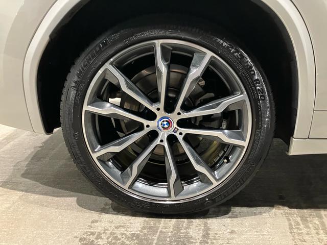 X3 xDrive 20d Mスポーツ セレクトパッケージ パノラマサンルーフ フロント・リヤシートヒーター ブラックレザーシート ステアリングヒーター ハーマンカードンスピーカー20インチアルミホイール リヤローラーブラインド全周囲カメラ(13枚目)